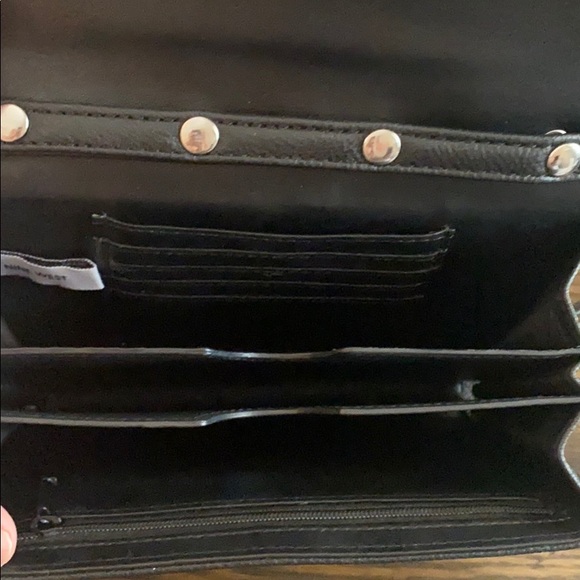 nine west crossbody purse - Picture 3 of 4